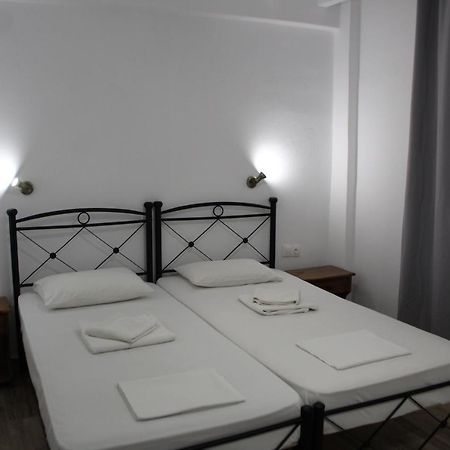 Zeus Hotel イライオン エクステリア 写真
