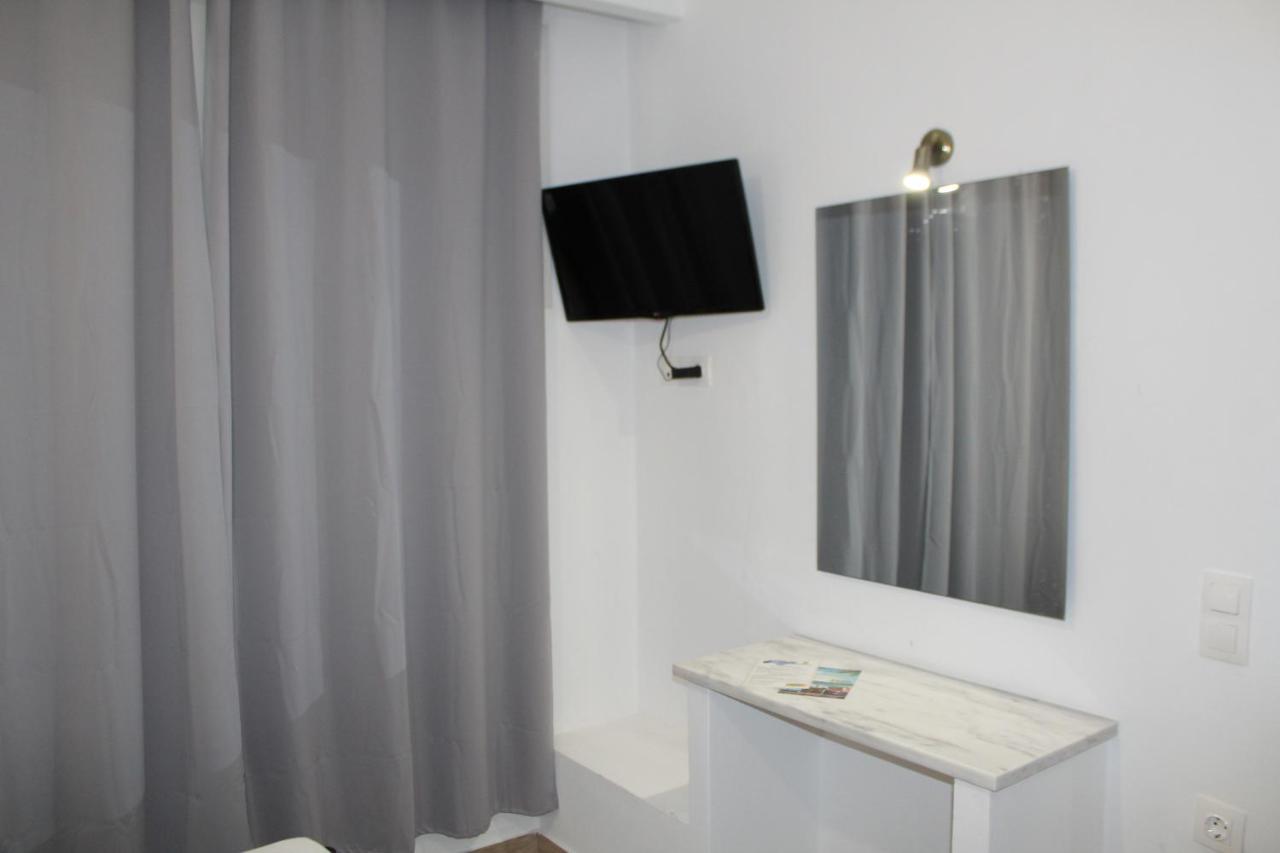 Zeus Hotel イライオン エクステリア 写真